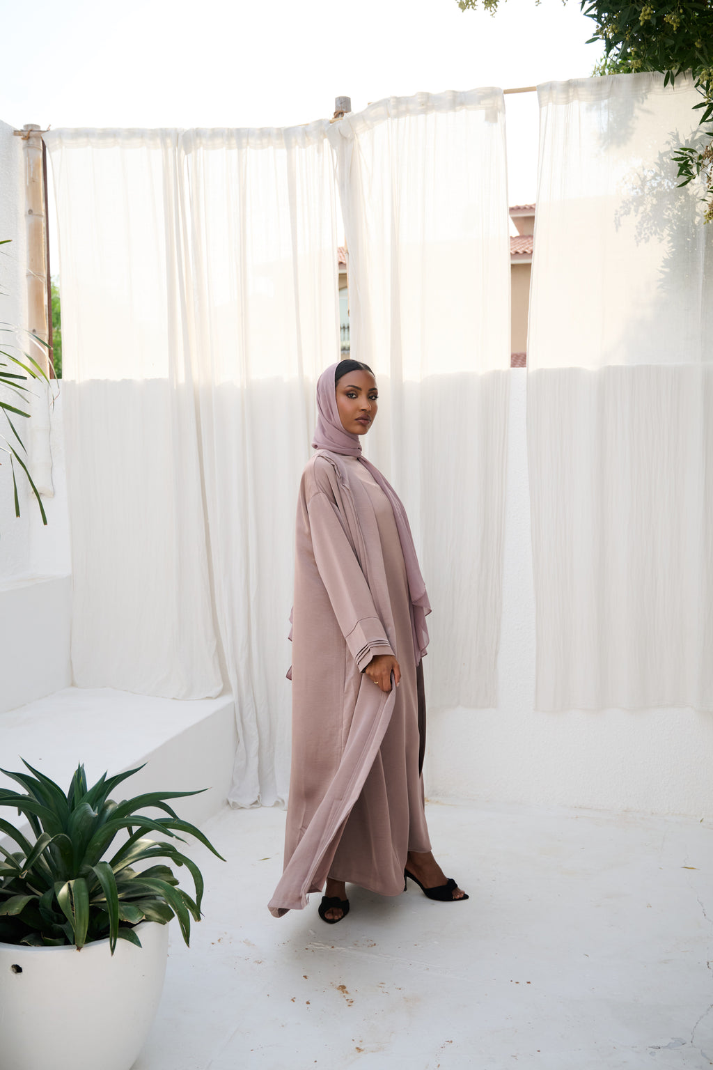 Dusky Muave Abaya