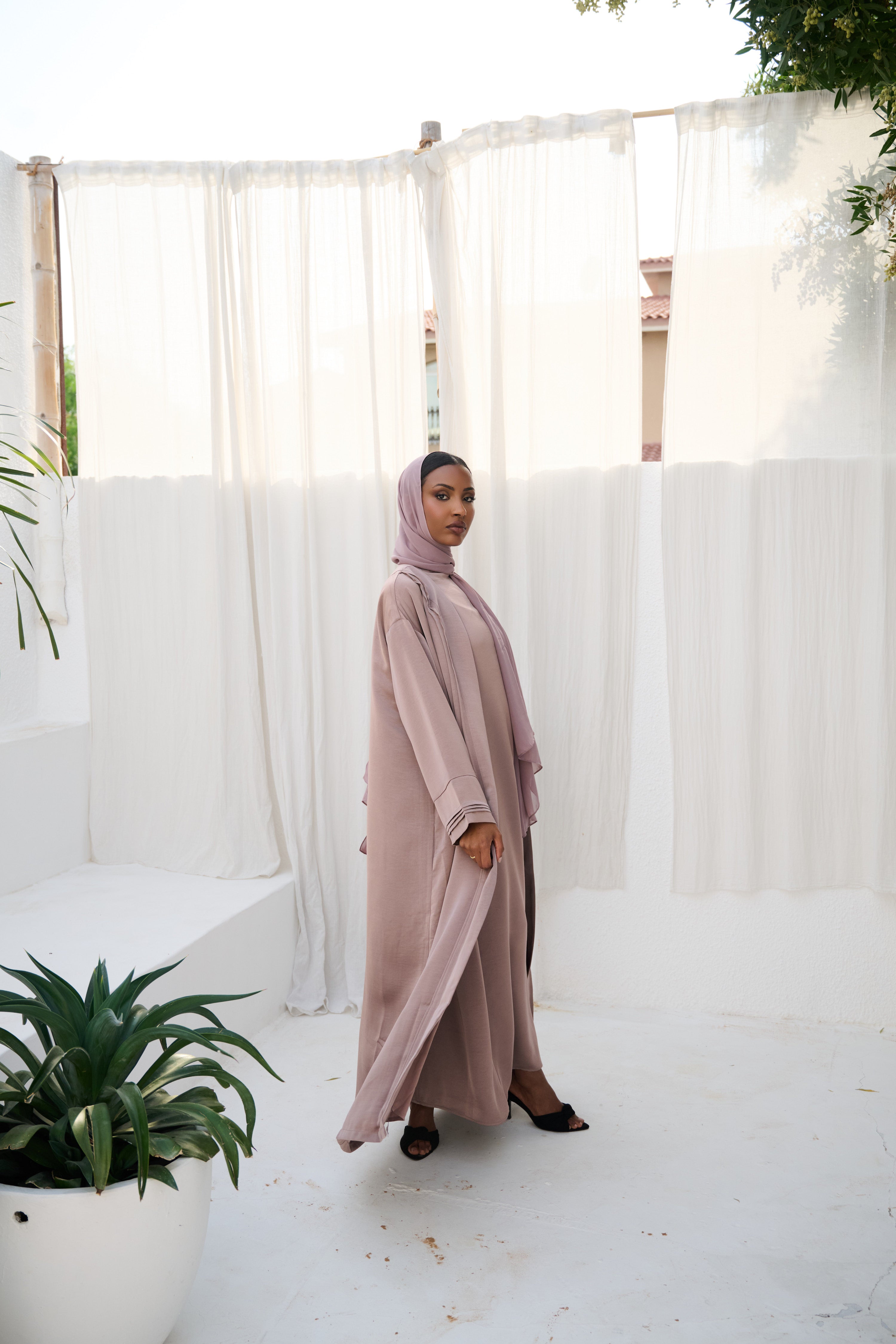 Dusky Muave Abaya