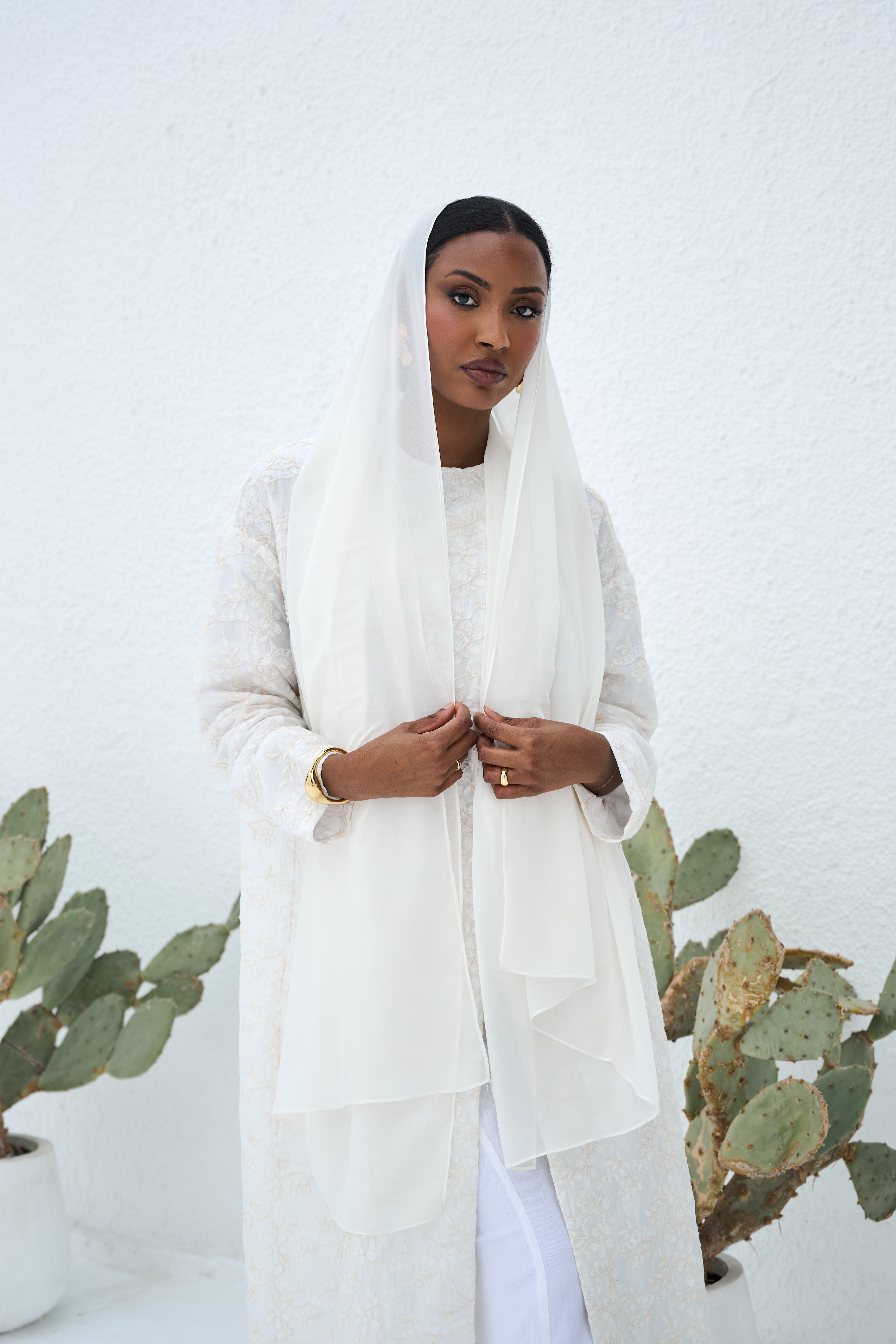 Yasmin Pale Bloom Abaya